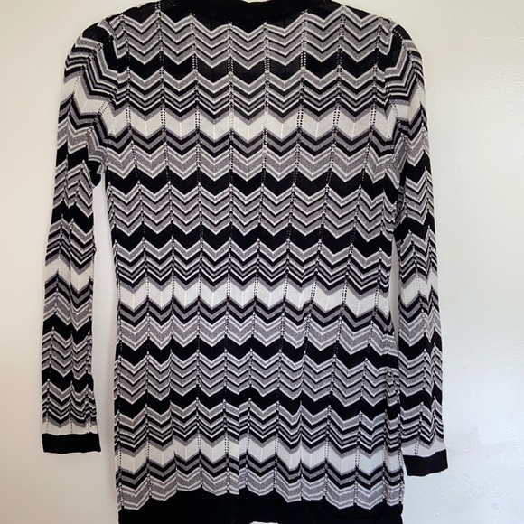 Patterned Cardigan - Picture 4 of 4